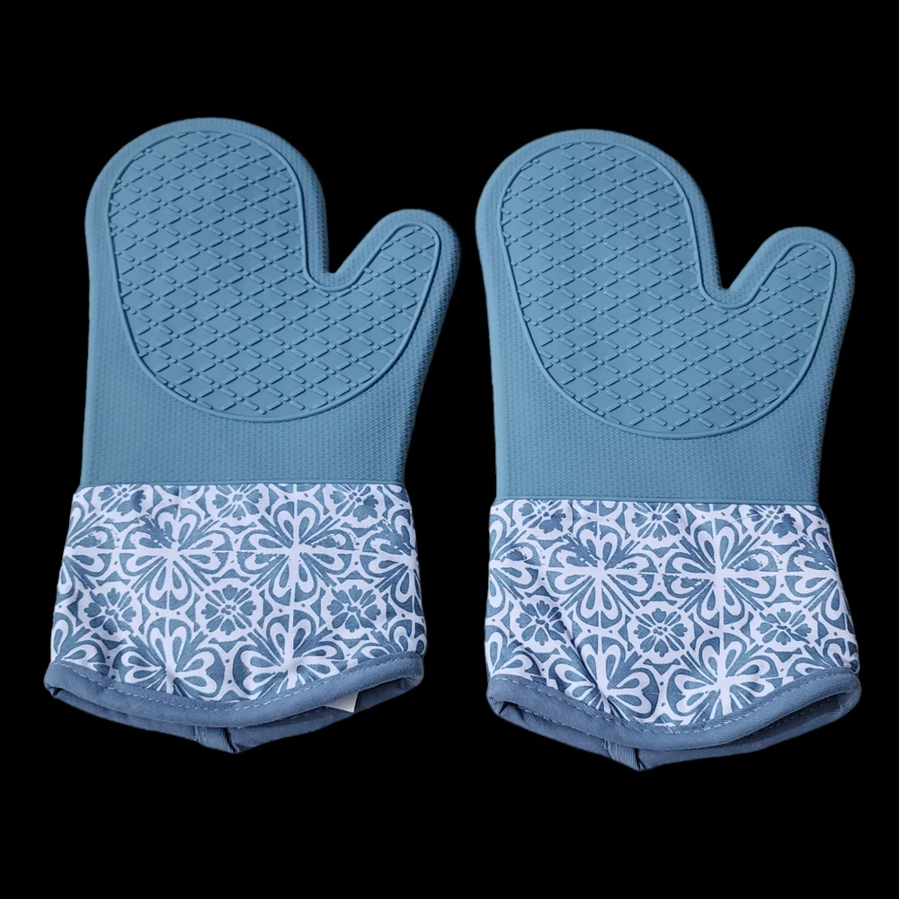 Bakers Choice Set of 2 Premium Cotton and Silicone Oven Mitts Printed Blue 13in